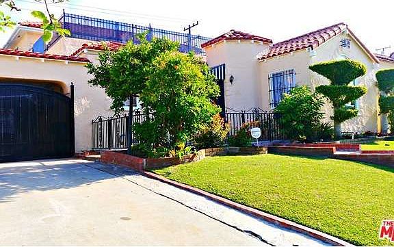 3rd image of 3456 Floresta Ave
