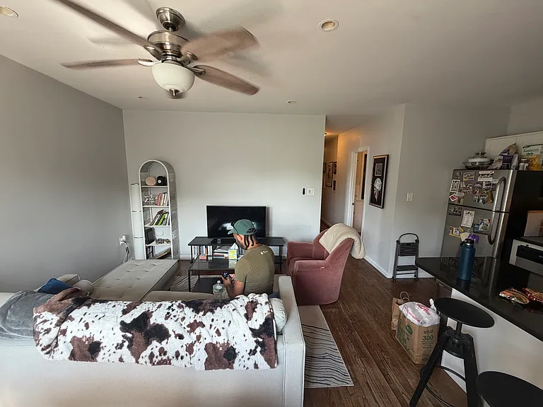 944 Marcy Ave #4C — Photo 4