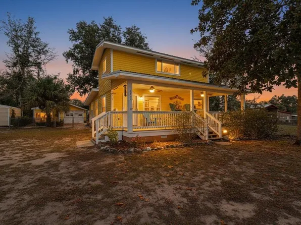 1601 First St SE, Steinhatchee, FL 32359