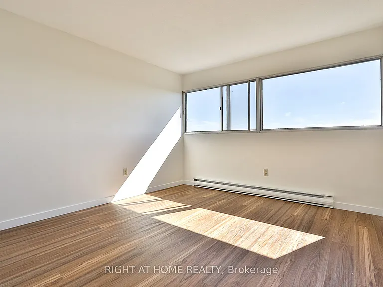 35 Sunny Glenway #302 — Photo 14