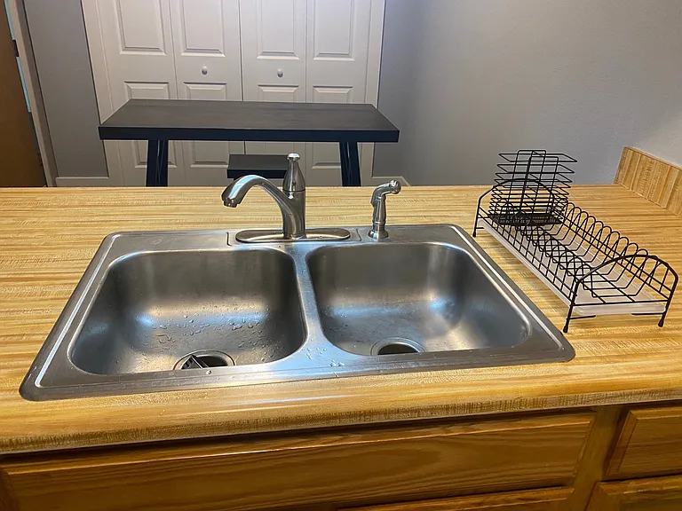 267 Sanford St — Photo 5
