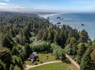 145 Baker Ranch Rd, Trinidad, CA 95570