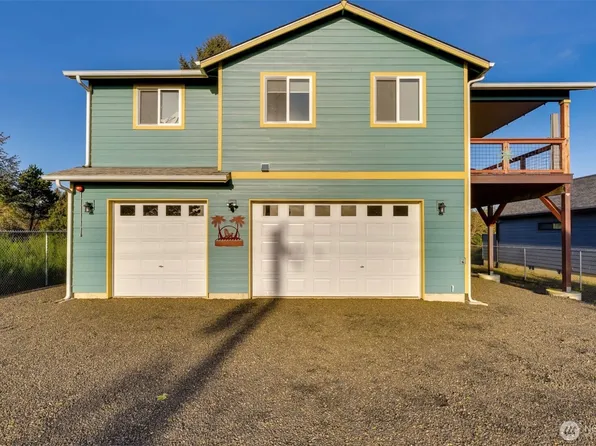 1006 Point Brown Avenue SE, Ocean Shores, WA 98569