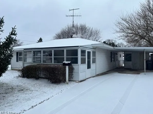 224 Walden Rd, Heath, OH 43056