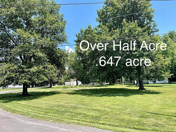 2nd image of 405 Pfahler St