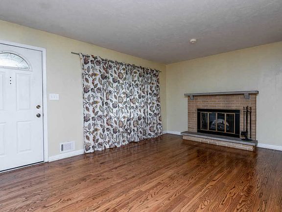 4th image of 6501 Connie Dr