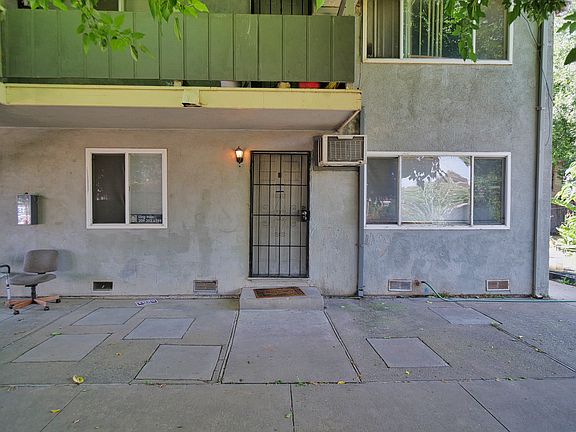 2nd image of 3727 41st Ave APT B