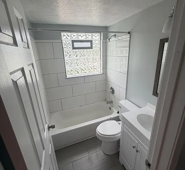 22 Washington Ave #11 — Photo 3