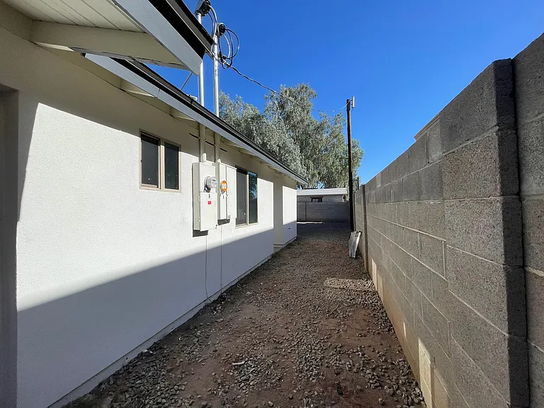 Charming 1 bed 1 bath in great location! — Photo 52