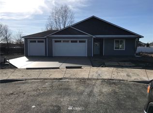 1408 E Hannah Dr E, Moses Lake, WA 98837