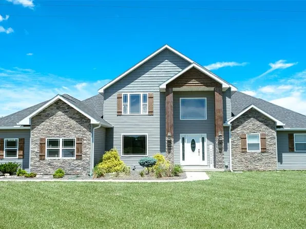 3215 Timber Ridge Rd, Palmyra, MO 63461