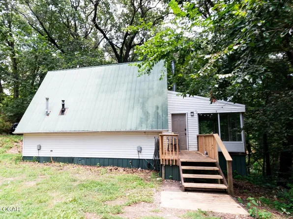 40 Hickory Ln, Pineville, MO 64856
