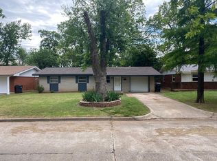 8216 NW 36th Ter, Bethany, OK 73008