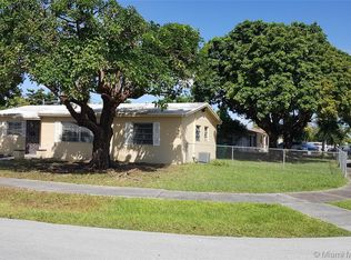 1135 SW 100th Ct, Miami, FL 33174