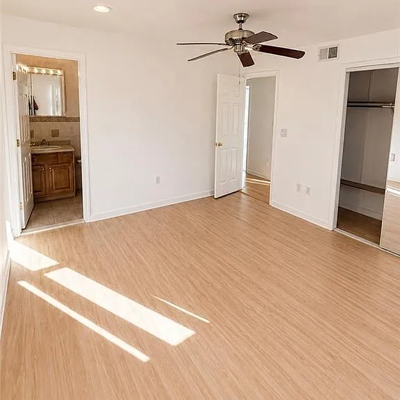 217 Van Buren St — Photo 14