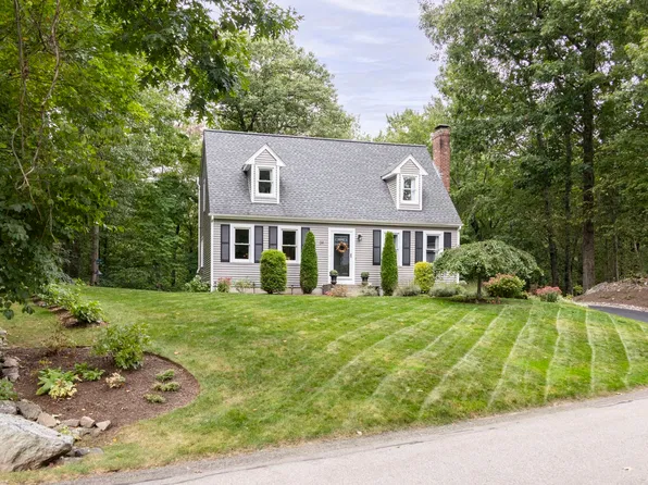 34 Serengeti Dr, North Attleboro, MA 02760
