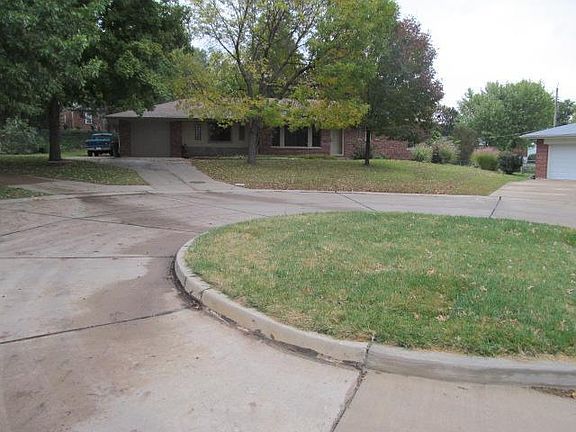 5th image of 1803 Diane Dr