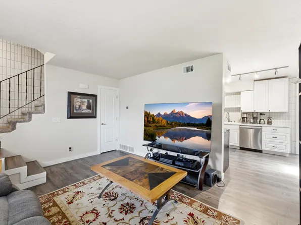 1835 W Homestead Farms Ln APT 4, West Valley City, UT 84119