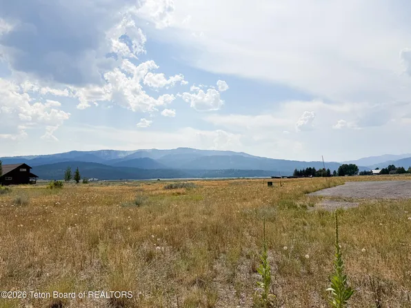 134 Alpine Mdws, Alpine, WY 83128