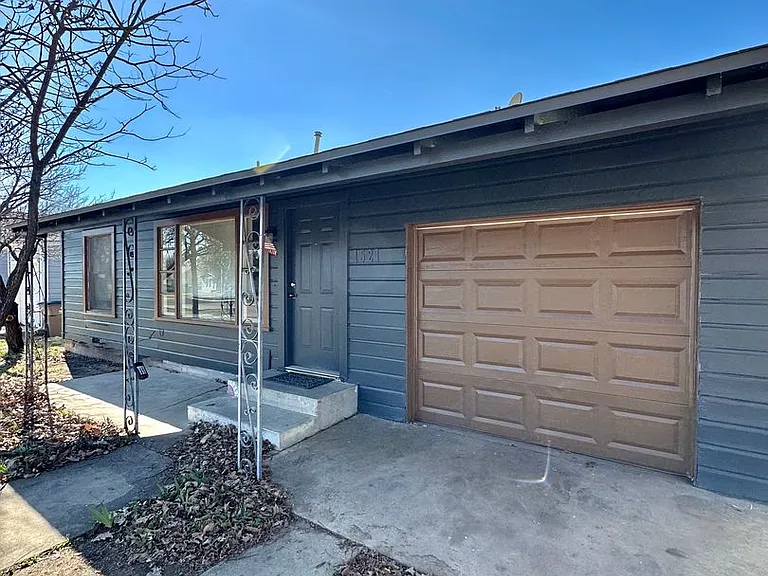 1521 Kenwood Dr — Photo 12
