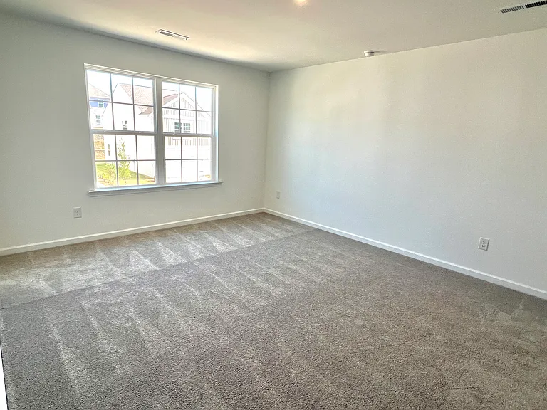 5260 Amaryllis Way — Photo 16