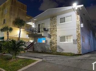 627 SW 3rd St APT 5, Miami, FL 33130
