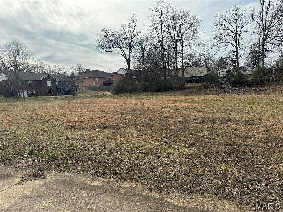 1st image of 19 Karmen Ln