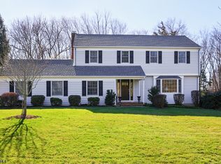 39 Tuxford Ter, Basking Ridge, NJ 07920