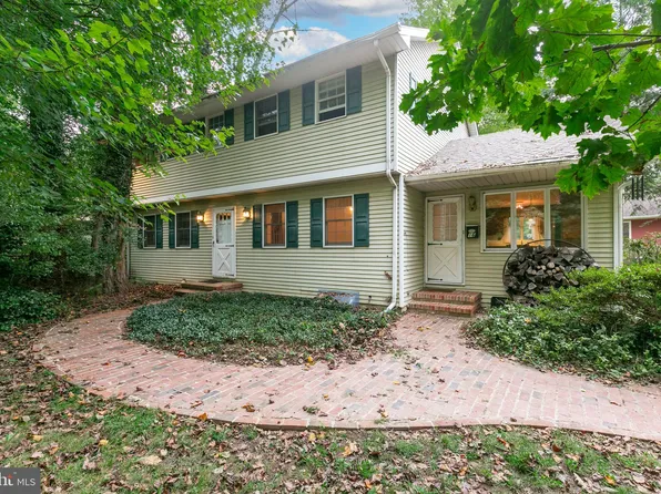16 Utah Ave, Cherry Hill, NJ 08002