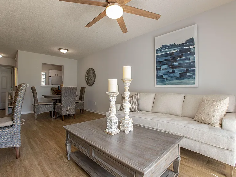 Meridian Village — Photo 12