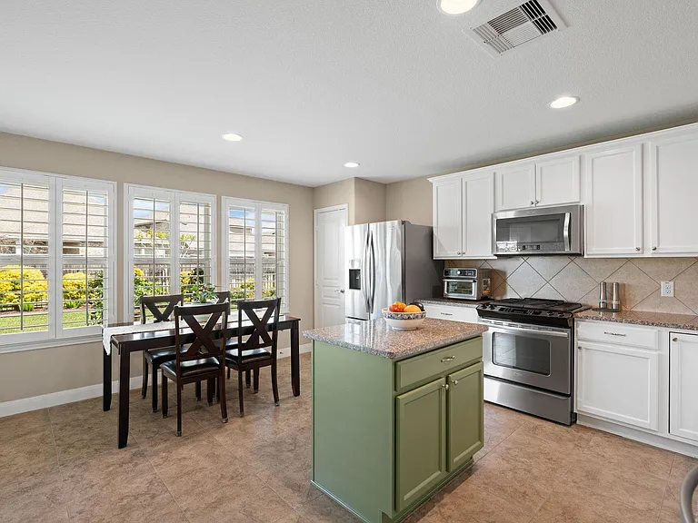 2811 Cone Flower Dr — Photo 1