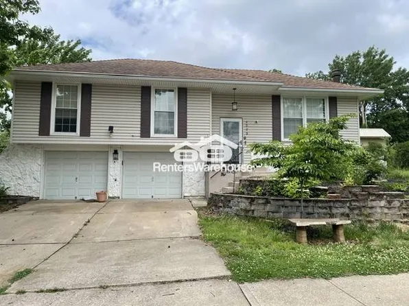4020 S Crackerneck Rd, Independence, MO 64055
