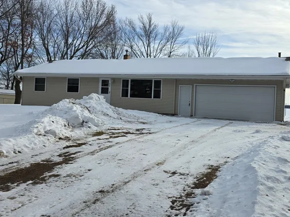 460 County Road 5 NW, Isanti, MN 55040