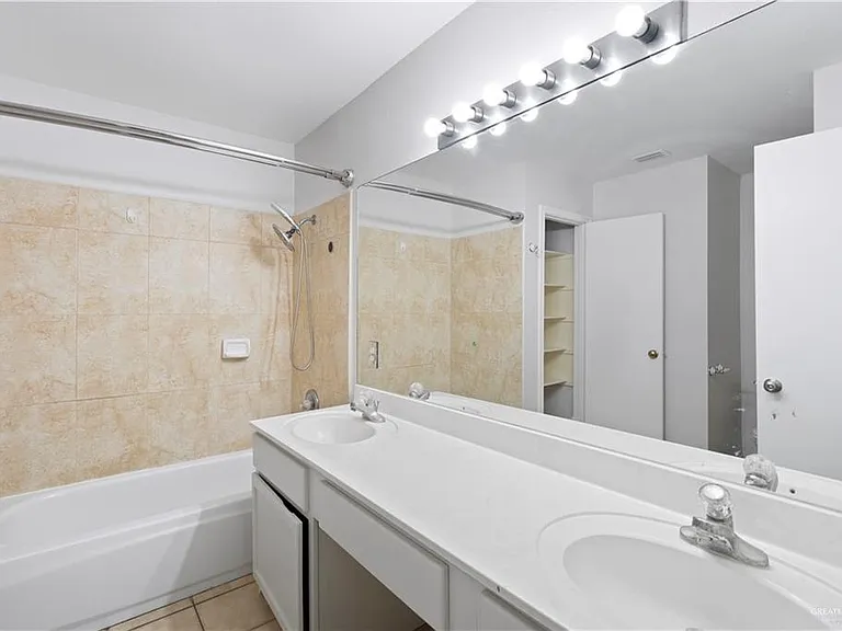 508 Pacific Ave — Photo 9