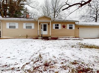 1300 Hall St, Eaton Rapids, MI 48827
