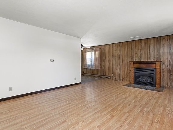 2nd image of 3230 Madrona Ct