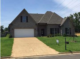 2883 Flora Lee Dr, Southaven, MS 38672