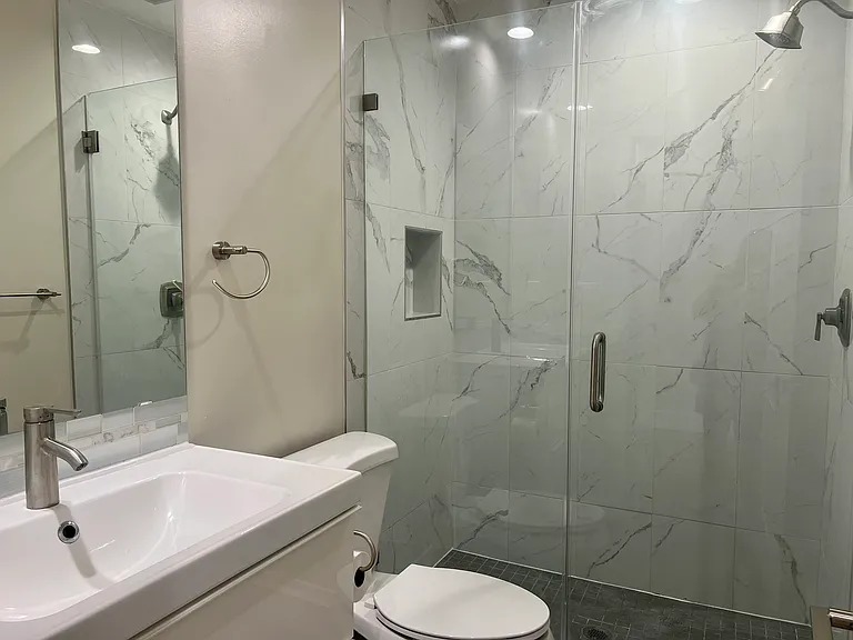 357 W Wilson Ave #2 — Photo 10