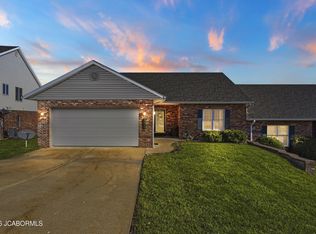 4314 Kendallwood Ct, Jefferson City, MO 65109