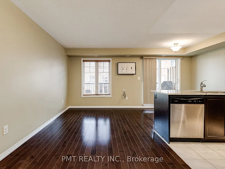 671 Warden Ave #29B — Photo 9