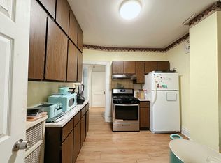 2300 Sherbrook St, Pittsburgh, PA 15217