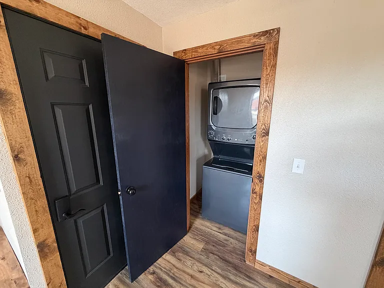 501 Iron St #2 — Photo 11