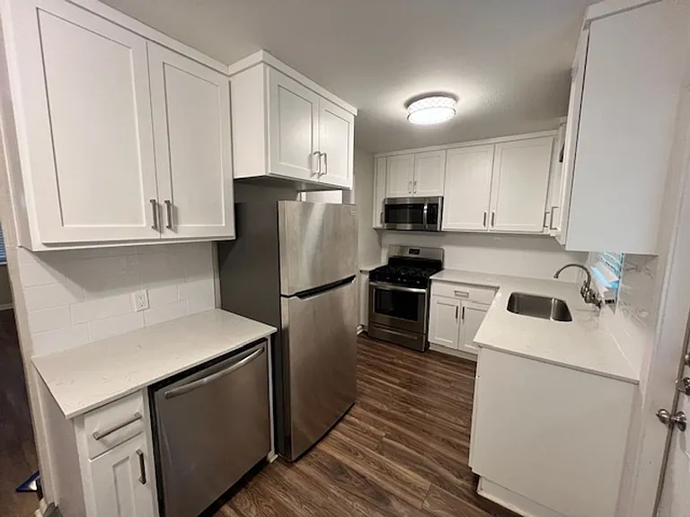 6302 Chesterfield Ave — Photo 7