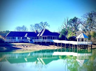 3122 Cutrer Dr, Magnolia, MS 39652