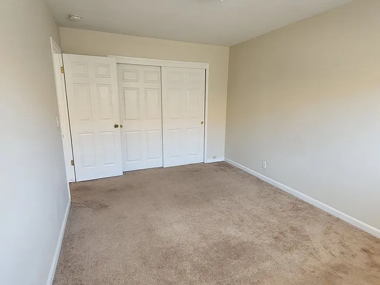 1741 Washington St — Photo 10