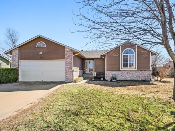 631 N Rolling Hills Dr, Clearwater, KS 67026