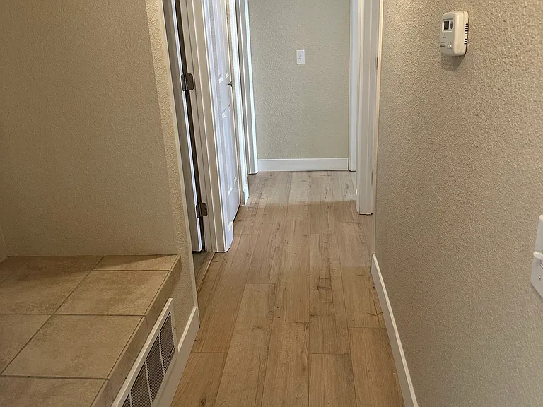 Front hallway to bedrooms