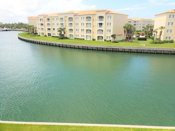 18 Harbour Isle Dr W Unit 303, Fort Pierce, FL 34949
