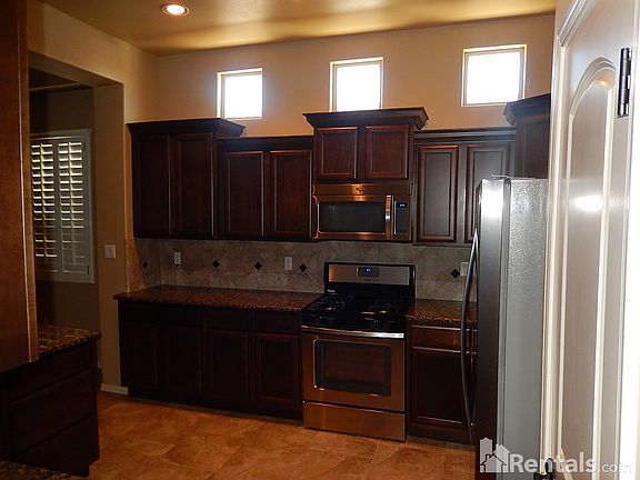 3rd image of 3519 Luz Bonita Ln