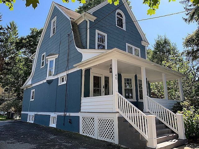 2nd image of 40 Columbia Ave